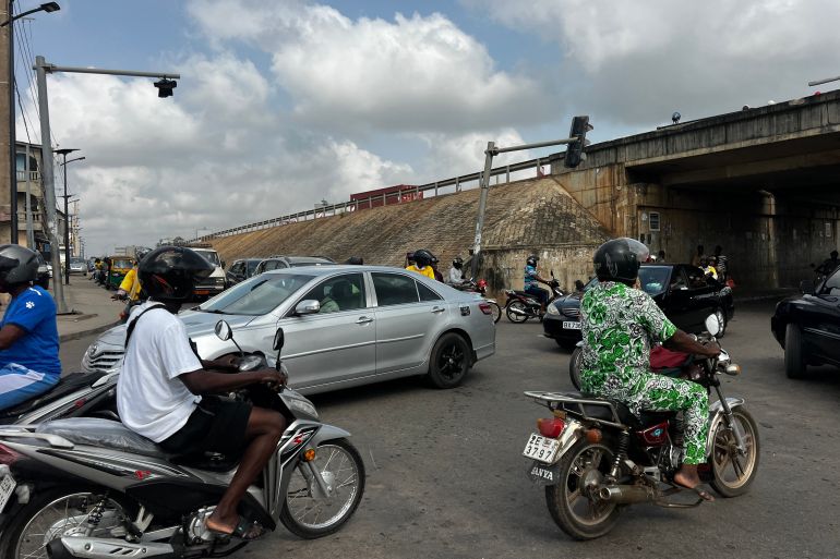 Benin armed forces thwart coup attempt