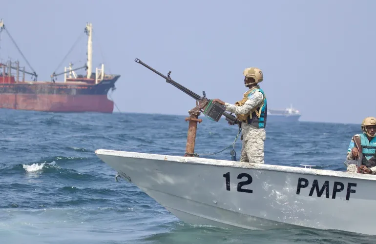 Somali pirates forced to abandon hijacked UAE Dhow over supply crisis